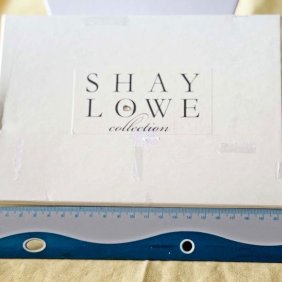 LARGE 2 ½ in. GENUINE CRYSTAL NECKLACE, by SHAY LOWE, LABRADOR COLOUR, PEAR SHAP - Picture 5 of 6